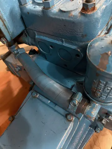 Deluxe Runabout: Upholstery repair