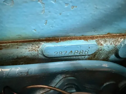 Deluxe Runabout: Upholstery repair