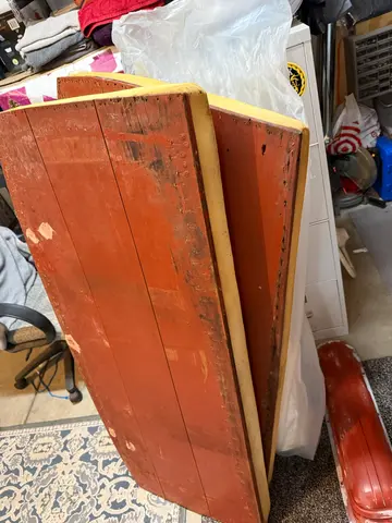 Deluxe Runabout: Upholstery repair