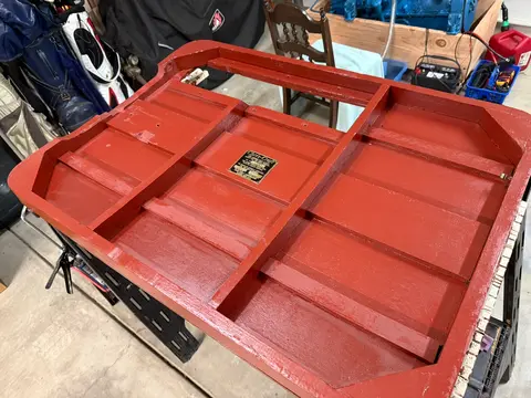 Deluxe Runabout: Upholstery repair