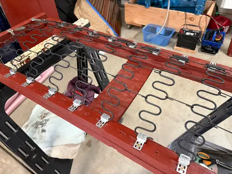 Deluxe Runabout: Upholstery repair