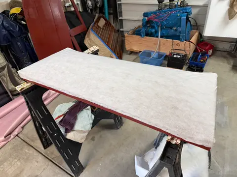 Deluxe Runabout: Upholstery repair