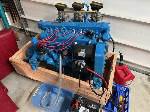 Deluxe Runabout: Start electrical