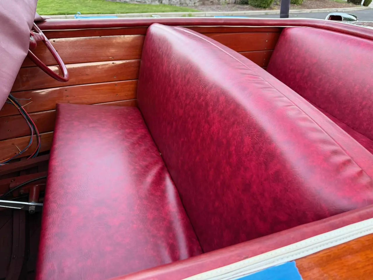 Deluxe Runabout: finish & cosmetic