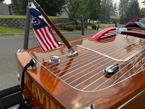 Deluxe Runabout: finish & cosmetic