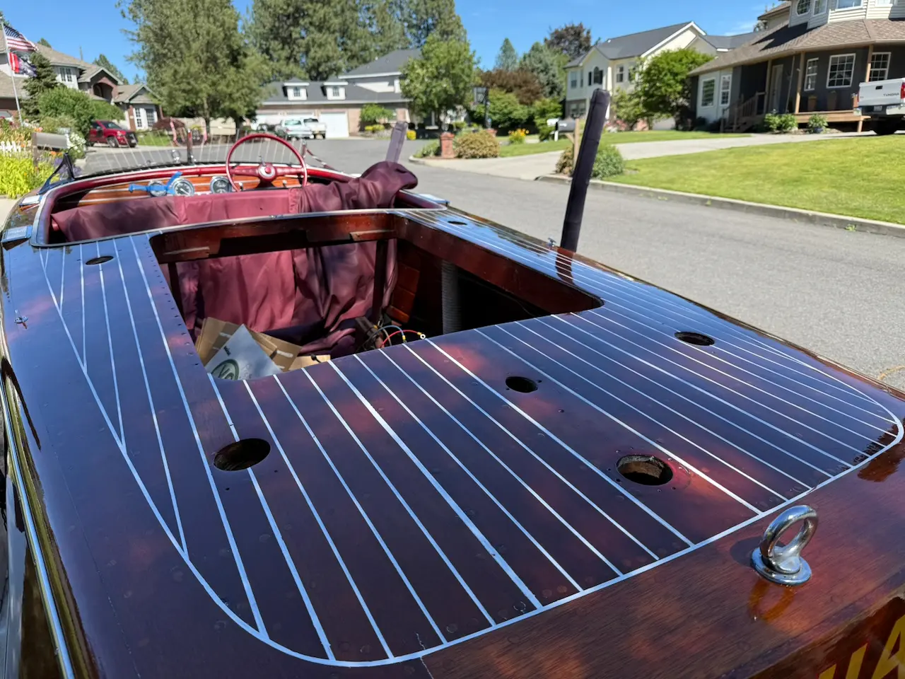 Deluxe Runabout: finish & cosmetic