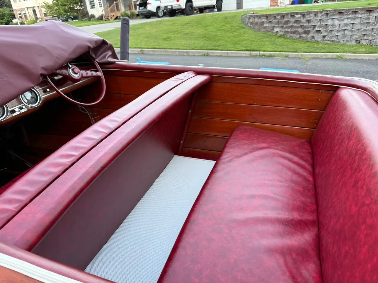 Deluxe Runabout: finish & cosmetic