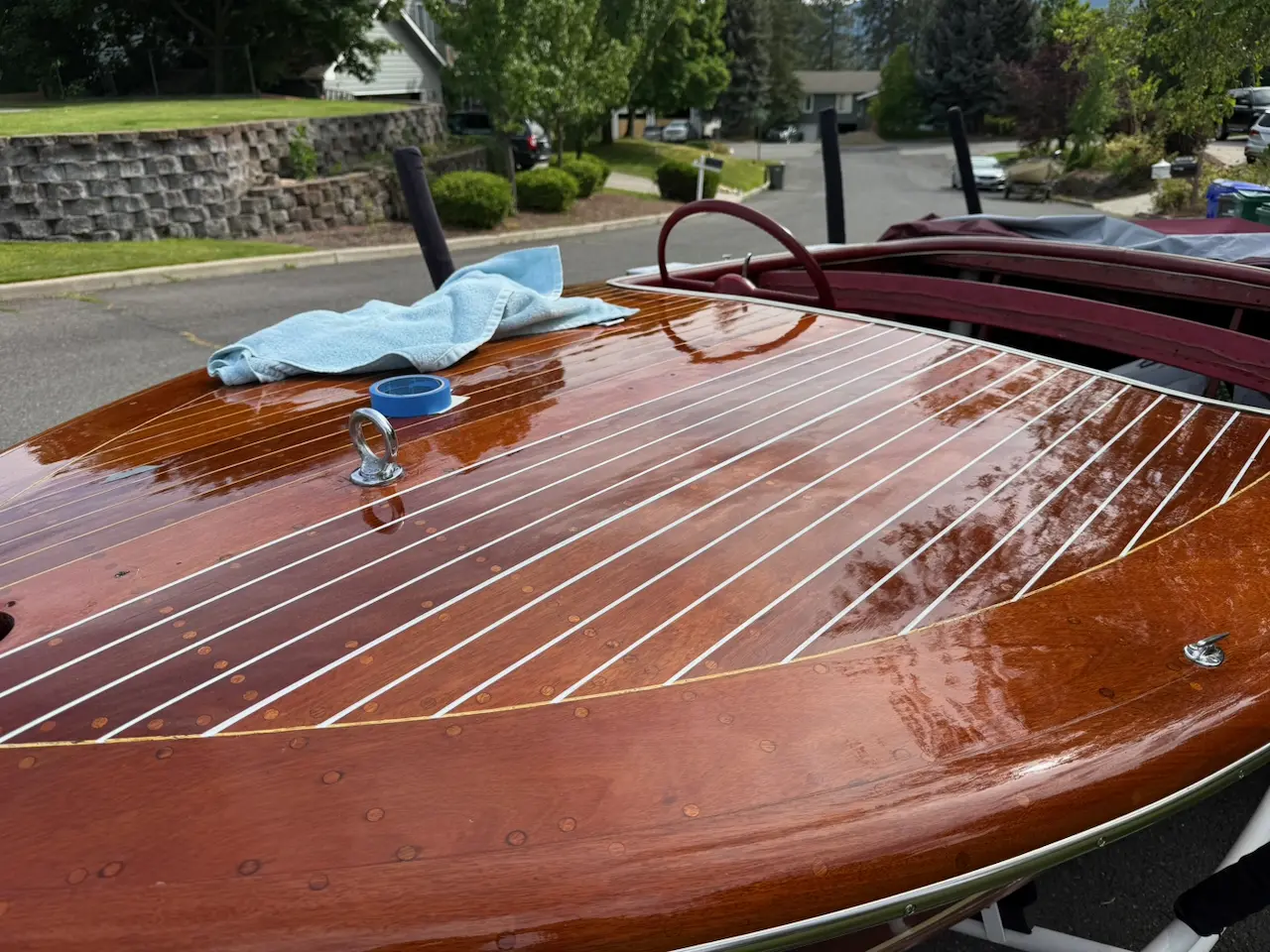 Deluxe Runabout: finish & cosmetic
