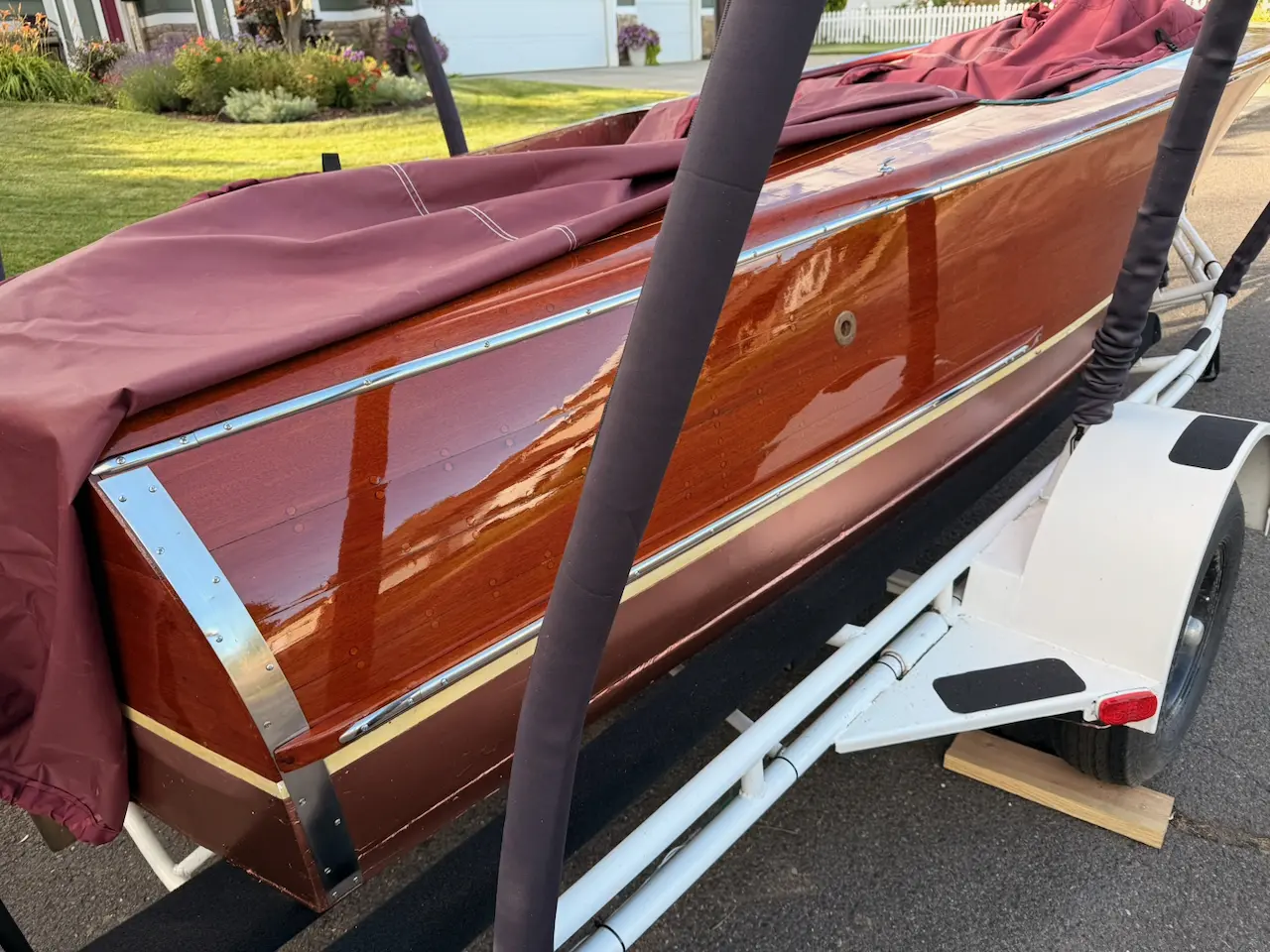 Deluxe Runabout: finish & cosmetic