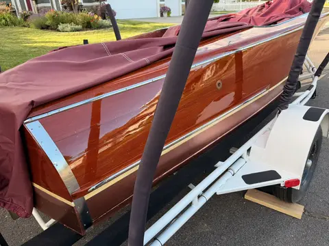 Deluxe Runabout: finish & cosmetic
