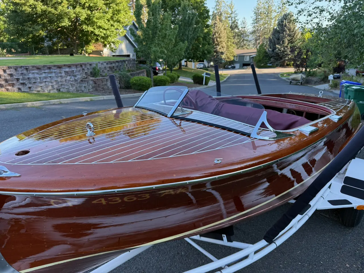 Deluxe Runabout: finish & cosmetic