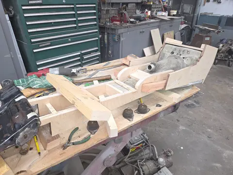 Mini Cruiser, under construction