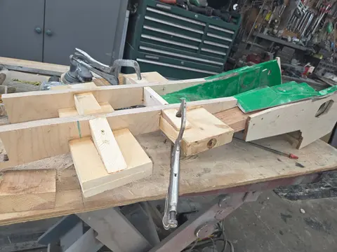 Mini Cruiser, under construction