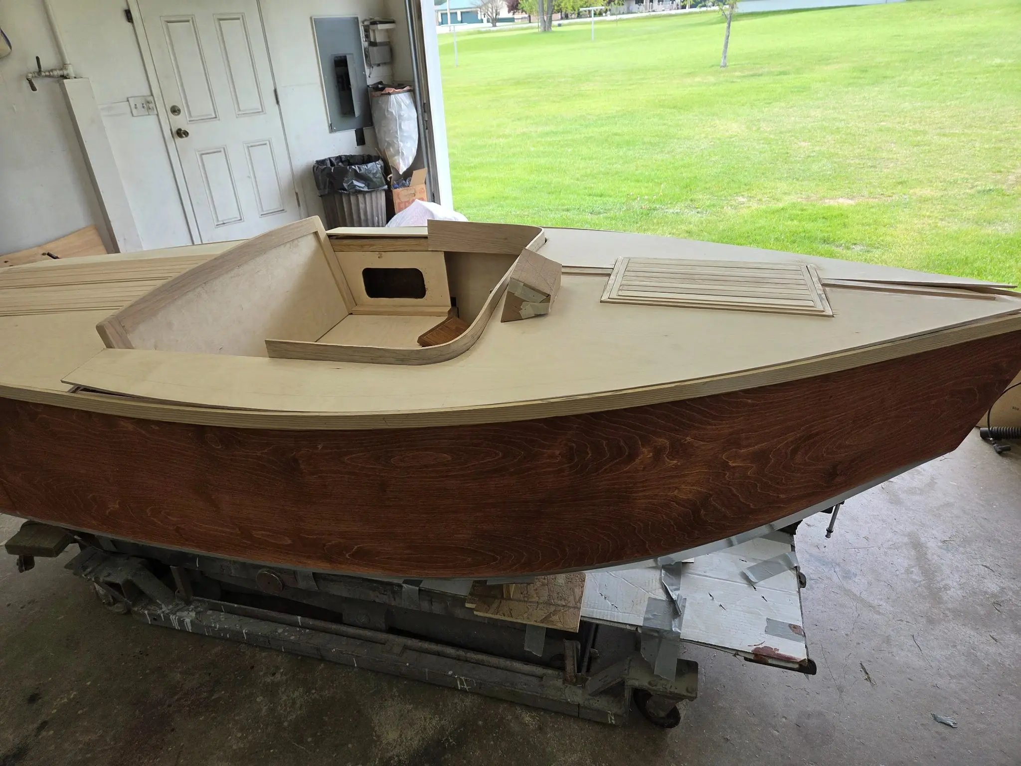 Mini Cruiser, under construction