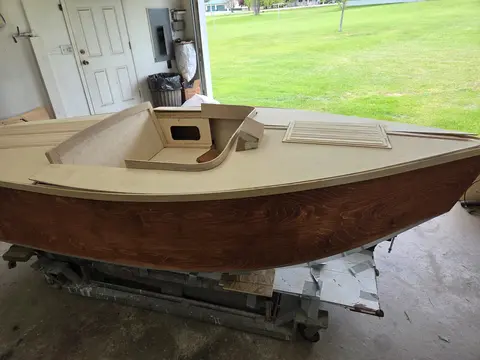 Mini Cruiser, under construction