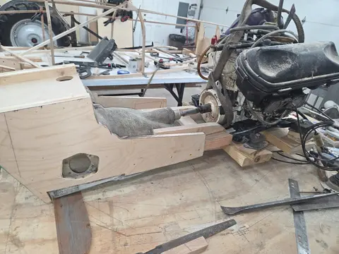 Mini Cruiser, under construction